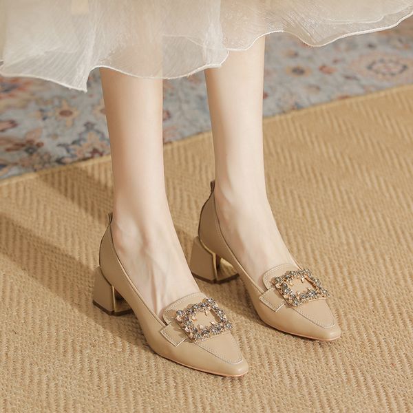 rhinestone square buckle with leather shoes women's shoes spring and autumn new temperament fashion joker thick heels, Black
rhinestone square buckle with leather shoes women's shoes spring and autumn new temperament fashion joker thick heels, Black