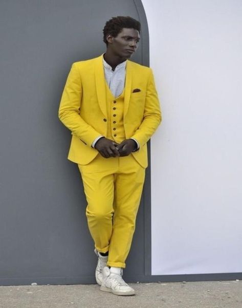 classic style one button yellow groom tuxedos shawl lapel groomsmen man blazer mens wedding suits jacketpantsvesttie h61143437, Black;gray
classic style one button yellow groom tuxedos shawl lapel groomsmen man blazer mens wedding suits jacketpantsvesttie h61143437, Black;gray