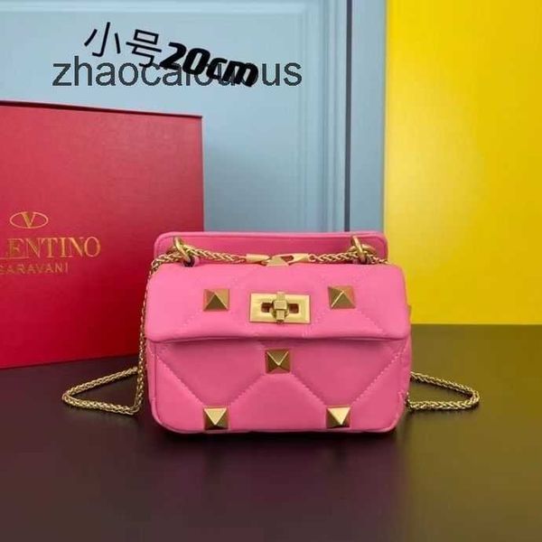 luxury metal fashionable valentins handbags classic rivet handbag designer women bags diamond grid chain leather women's casual shoulde
luxury metal fashionable valentins handbags classic rivet handbag designer women bags diamond grid chain leather women's casual shoulde
