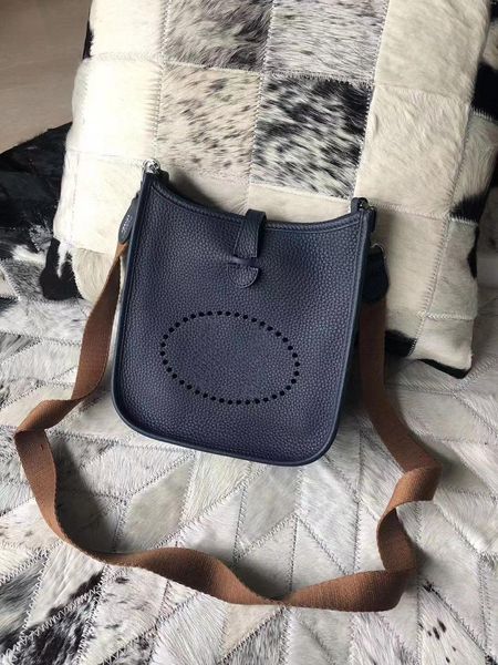 designer bag mini slinge shoulder bag bags designer women button handbags hollow out branded handbag fashion classic woman bags crossbody co
designer bag mini slinge shoulder bag bags designer women button handbags hollow out branded handbag fashion classic woman bags crossbody co