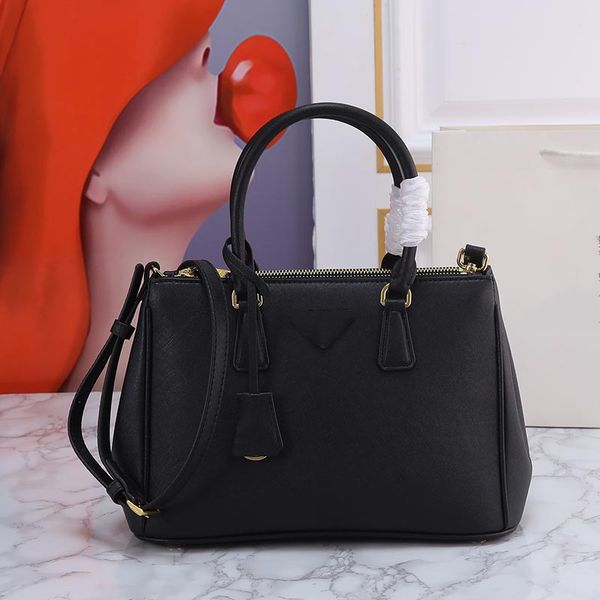 designer tote bag leather shoulder bag women luxury fashion handbag black bags classic crossbody shop bag purse 2 zip large capacity quality
designer tote bag leather shoulder bag women luxury fashion handbag black bags classic crossbody shop bag purse 2 zip large capacity quality