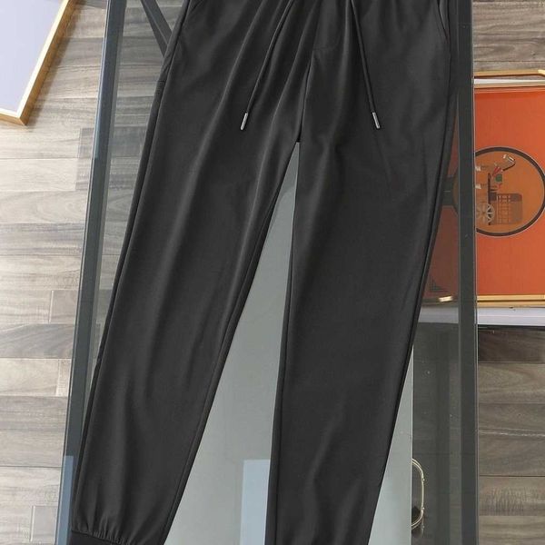 spring and summer men's elastic thin casual sweatpants, elastic shrink size adjustment is convenient, small foot pants style casual fas, Black
spring and summer men's elastic thin casual sweatpants, elastic shrink size adjustment is convenient, small foot pants style casual fas, Black