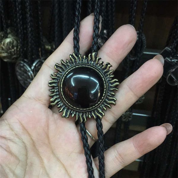 bolo ties bolo tie retro shirt chain imitation of obsidian sun poirot tie rope leather necklace long tie hang hkd230719, Red
bolo ties bolo tie retro shirt chain imitation of obsidian sun poirot tie rope leather necklace long tie hang hkd230719, Red