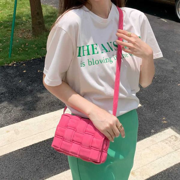 bagofeparody pink bag 2023 new texture niche design woven single shoulder crossbody for women
bagofeparody pink bag 2023 new texture niche design woven single shoulder crossbody for women