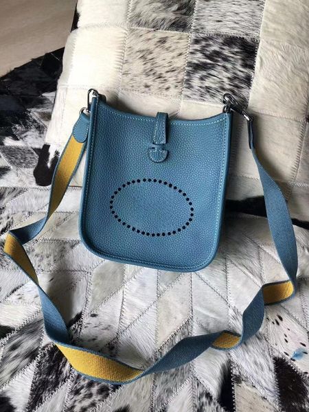 shoulder bags designer handbag organizer fashion bags fashion retro ladies bag cross body hollow out genuine leather mini purse
shoulder bags designer handbag organizer fashion bags fashion retro ladies bag cross body hollow out genuine leather mini purse