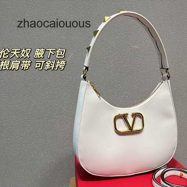 women luxury handbags classic handbag designer bags valentins new black women's leather rivet decoration zipper shoulder bag underarm i
women luxury handbags classic handbag designer bags valentins new black women's leather rivet decoration zipper shoulder bag underarm i