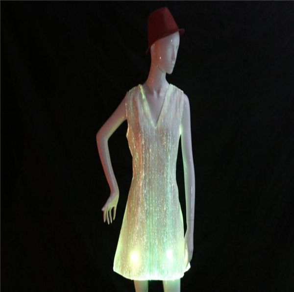 led dresses women luminous clothing carnival costume light up dress glow in the dark app control rave outfit for women49412123001403, White;black
led dresses women luminous clothing carnival costume light up dress glow in the dark app control rave outfit for women49412123001403, White;black