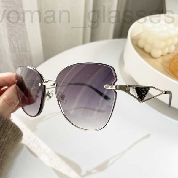 sunglasses frames designer 2023p's new style for women dual color gradient large frame plain face fashionable uad2, Silver
sunglasses frames designer 2023p's new style for women dual color gradient large frame plain face fashionable uad2, Silver