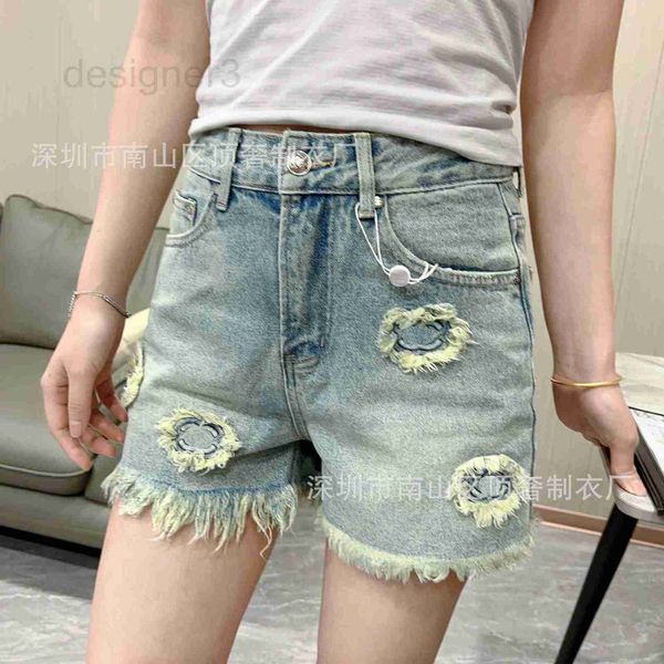 women's shorts designer quality new wide denim fur edge embroidered glue god lrcs, White;black
women's shorts designer quality new wide denim fur edge embroidered glue god lrcs, White;black