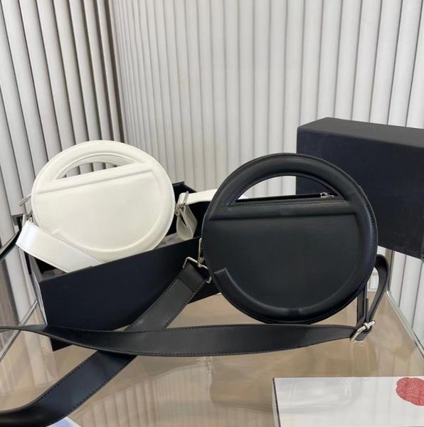 fashion new telfars designer bag women luxury handbag round handheld portable crossbody bag black white 22cm
fashion new telfars designer bag women luxury handbag round handheld portable crossbody bag black white 22cm