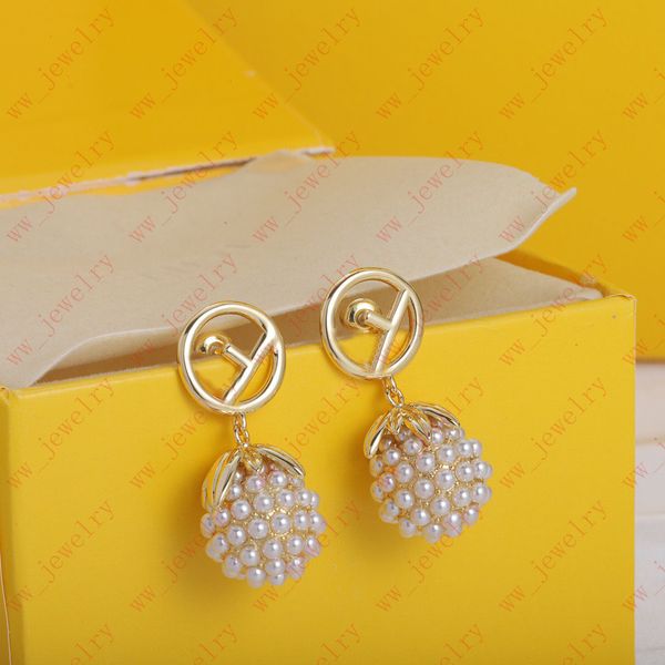 pearl pendant alphabet stud earrings, sweet pearl ball stud earrings, designer jewelry luxury style, banquet wedding daily commute wear, Golden
pearl pendant alphabet stud earrings, sweet pearl ball stud earrings, designer jewelry luxury style, banquet wedding daily commute wear, Golden
