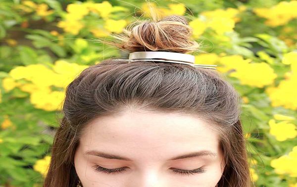 original design high polished alloy round hair cuff bun cage minimalist bun holder cage hair stick wedding accessories9317194, Golden;white
original design high polished alloy round hair cuff bun cage minimalist bun holder cage hair stick wedding accessories9317194, Golden;white