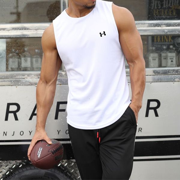 men' summer mesh vest mens dry gym clothing sport tank basketball sleeveless shirt fitness brand print tank230719 running athletic, White;black
men' summer mesh vest mens dry gym clothing sport tank basketball sleeveless shirt fitness brand print tank230719 running athletic, White;black