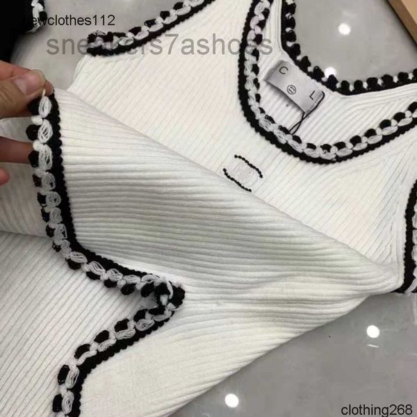 anagram-embroidered women tanks camis cotton-blend tank two c letters designer skirts yoga suit channel dress bra vest ladies solid vintage, White
anagram-embroidered women tanks camis cotton-blend tank two c letters designer skirts yoga suit channel dress bra vest ladies solid vintage, White