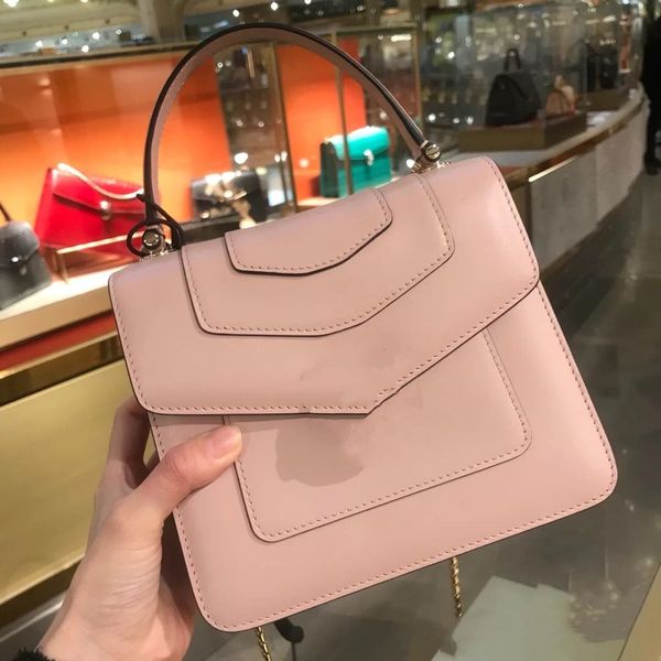 baby handbag luxury bucket bag women's designer leather shoulder women's wallet large fashion snake head chain bag holiday gift bu
baby handbag luxury bucket bag women's designer leather shoulder women's wallet large fashion snake head chain bag holiday gift bu