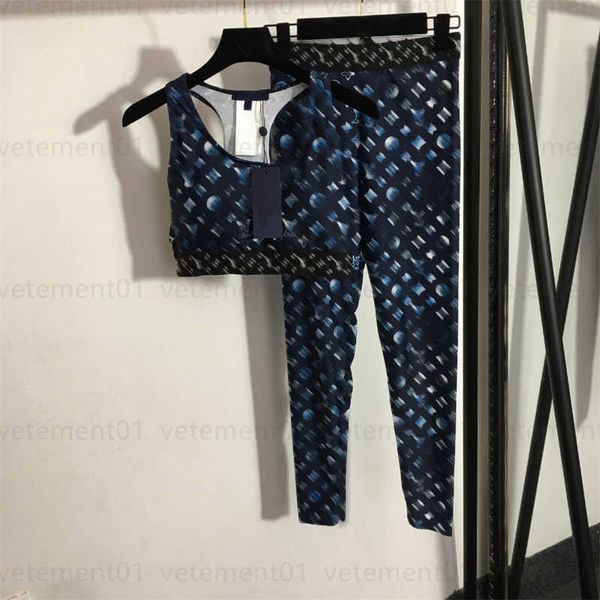 lady yoga sweatsuit designer fitness tracksuit old flower logo print cami tank stretchy skinny bottoms sweatpants summer sportwear two piece
lady yoga sweatsuit designer fitness tracksuit old flower logo print cami tank stretchy skinny bottoms sweatpants summer sportwear two piece