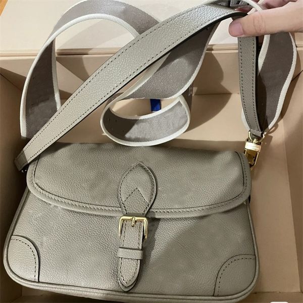 lady designer crossbody bags diane bag men woman genuine leather sacoche embossed letter baguette handbags adjustable canvas strap xb053
lady designer crossbody bags diane bag men woman genuine leather sacoche embossed letter baguette handbags adjustable canvas strap xb053