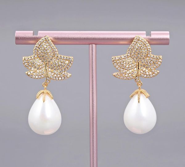 guaiguai jewelry white sea shell pearl gold color plated cz micro pave drop earrings for women real gems stone lady fashion jewell8507284, Silver
guaiguai jewelry white sea shell pearl gold color plated cz micro pave drop earrings for women real gems stone lady fashion jewell8507284, Silver