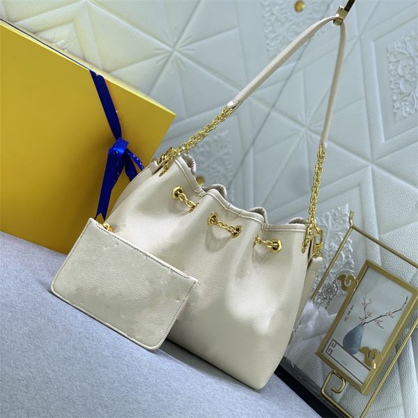 luxury shoulder bags fashion summer genuine leather bundle bucket bag with mini purse new fashion lady cross body bag designer crossbody bag
luxury shoulder bags fashion summer genuine leather bundle bucket bag with mini purse new fashion lady cross body bag designer crossbody bag