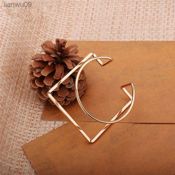 fflacell 2020 korean new simple metal geometric round square open bangle adjustable minimalist for women jewelry gift l230704, Black
fflacell 2020 korean new simple metal geometric round square open bangle adjustable minimalist for women jewelry gift l230704, Black