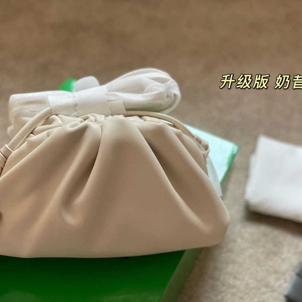 botte bag venetes pouch cloud bag solid leather fashion lovely cowhide messenger multipurpose women's bag aiji
botte bag venetes pouch cloud bag solid leather fashion lovely cowhide messenger multipurpose women's bag aiji