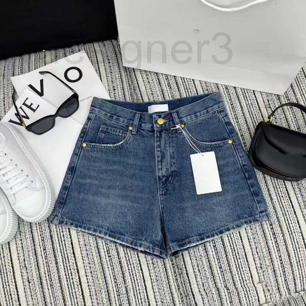 women's jeans designer denim 23 spring/summer wind perforated embroidery loose and slim high waist shorts 6o8y, Blue
women's jeans designer denim 23 spring/summer wind perforated embroidery loose and slim high waist shorts 6o8y, Blue