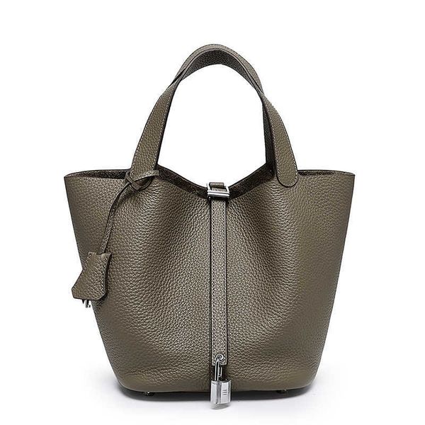 luxury picotin lock bag women's new 2023 south korean small crowd lychee grain first layer kraft vegetable basket bag leather portable
luxury picotin lock bag women's new 2023 south korean small crowd lychee grain first layer kraft vegetable basket bag leather portable
