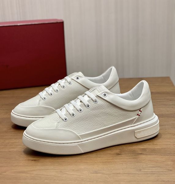 luxury 23s/s miky man sneakers shoes white black blue grained leather trainers famous brands grained leather skateboard men's lift casu
luxury 23s/s miky man sneakers shoes white black blue grained leather trainers famous brands grained leather skateboard men's lift casu