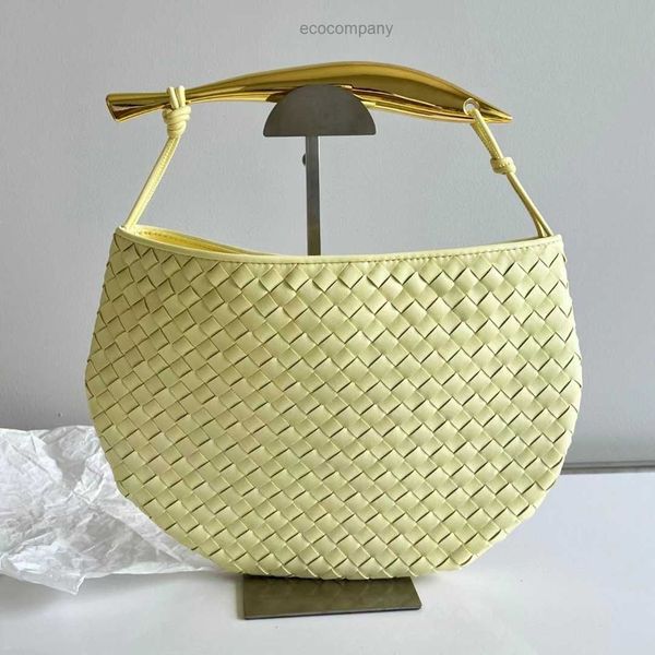 women's designer leather sardine bag woven handbag genuine versatile advanced 2023 new handheld dumpling one shoulder messenger m6m4
women's designer leather sardine bag woven handbag genuine versatile advanced 2023 new handheld dumpling one shoulder messenger m6m4