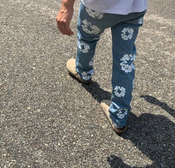 correct version high street fashion brand tears washed vintage kanye039s same denim pants9198850, Blue
correct version high street fashion brand tears washed vintage kanye039s same denim pants9198850, Blue