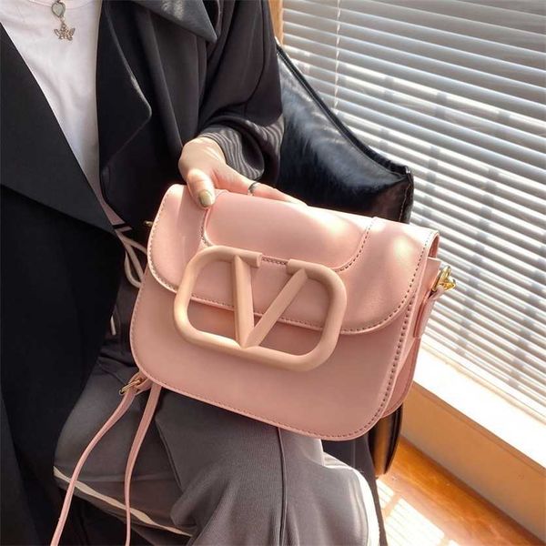 26% off handbag designer 2023 baobao women's early spring new small tidal flow oblique cross straddle personalized simple shoulder bag
26% off handbag designer 2023 baobao women's early spring new small tidal flow oblique cross straddle personalized simple shoulder bag