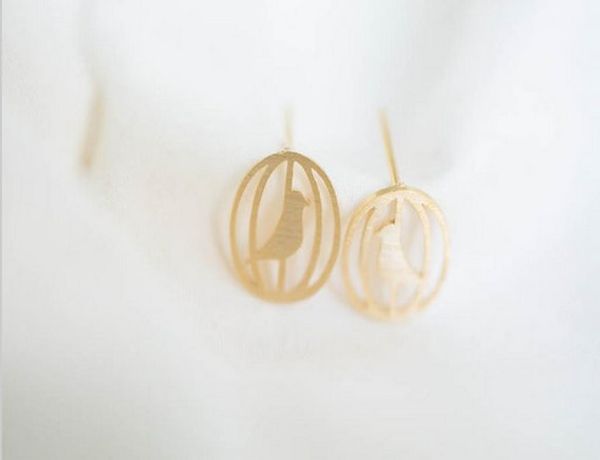 in 2016 cage composite new fashion women stud earrings lovely earrings whole gift 8372895, Golden;silver
in 2016 cage composite new fashion women stud earrings lovely earrings whole gift 8372895, Golden;silver
