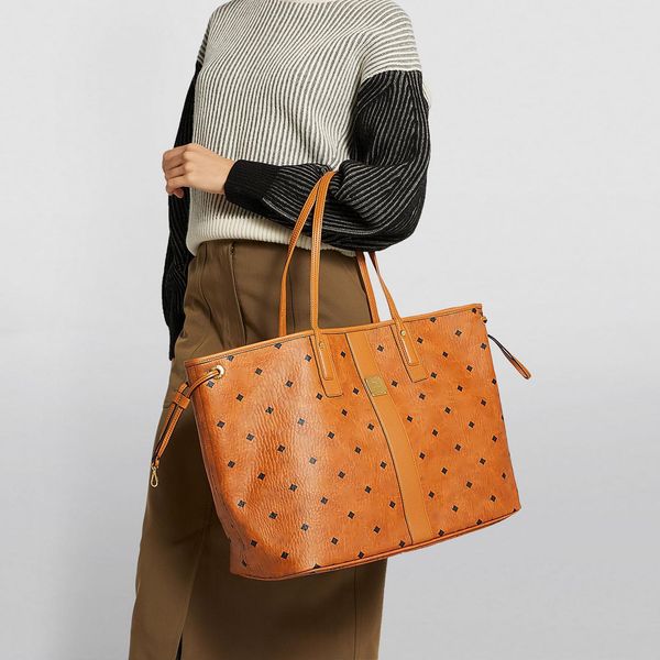 2piece set clutch mc double sided shopper bag women's mens wallets shoulder bag totes with coin purse genuine leather weekend luxury de
2piece set clutch mc double sided shopper bag women's mens wallets shoulder bag totes with coin purse genuine leather weekend luxury de