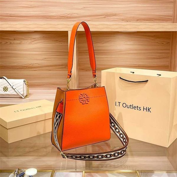 67% off 2023 new bagdesigner hong kong's tody brunt tb genuine women's bag new fashion bucket cross shoulder small bag
67% off 2023 new bagdesigner hong kong's tody brunt tb genuine women's bag new fashion bucket cross shoulder small bag