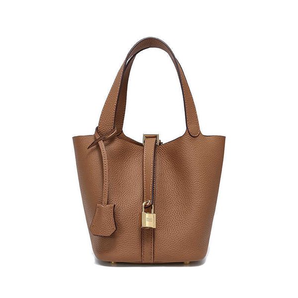luxury picotin lock bag new 2023 vegetable basket genuine leather women's with lichi pattern head layer cowhide bucket simplified large
luxury picotin lock bag new 2023 vegetable basket genuine leather women's with lichi pattern head layer cowhide bucket simplified large