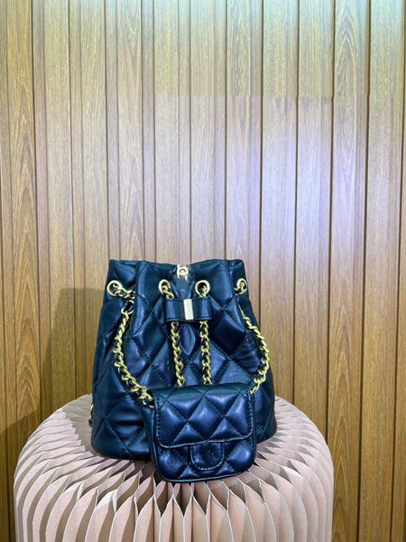 23ss spring/summer new backpack designer bag 23a bucket backpack shoulder bag crossbody bag chain strap bag for women
23ss spring/summer new backpack designer bag 23a bucket backpack shoulder bag crossbody bag chain strap bag for women