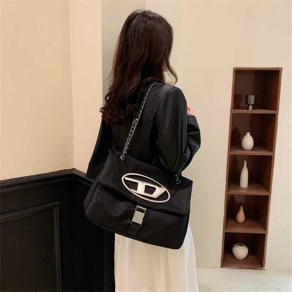 68% off 2023 new bagbag designer large capacity nylon oxford cloth vagrant female niche dingdang tote high-end commuting single shoulder cro
68% off 2023 new bagbag designer large capacity nylon oxford cloth vagrant female niche dingdang tote high-end commuting single shoulder cro