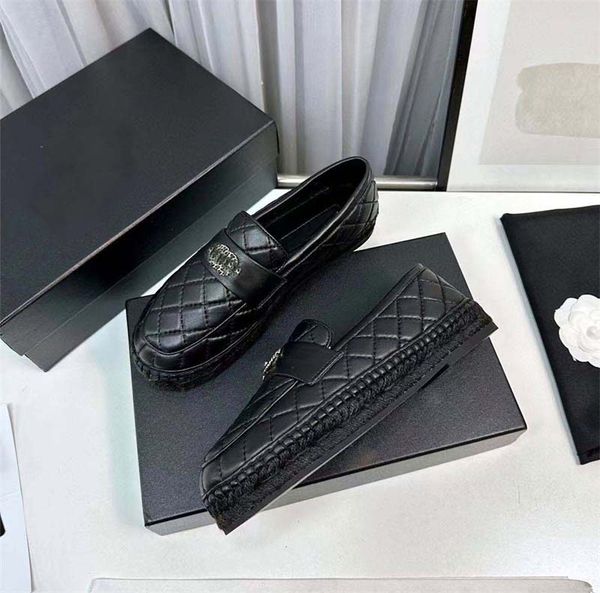 leather women's brand-name casual shoes spring and autumn new luxury designer fashion fisherman shoes with buckle women's leather, Black
leather women's brand-name casual shoes spring and autumn new luxury designer fashion fisherman shoes with buckle women's leather, Black