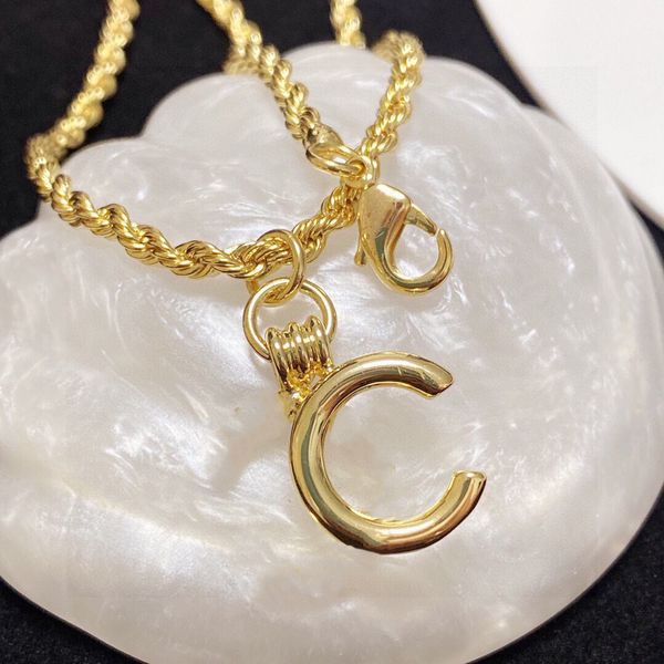 designer c letter logo pendant necklaces ccity women silvery chokers woman luxury gold necklace jewelry 7734, Silver
designer c letter logo pendant necklaces ccity women silvery chokers woman luxury gold necklace jewelry 7734, Silver