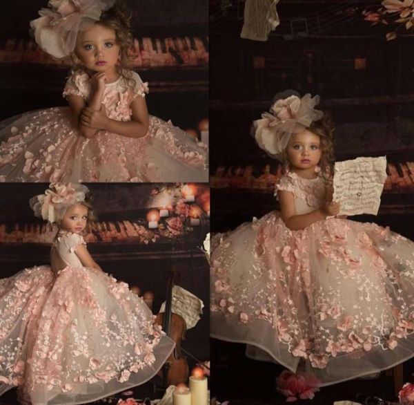 2020 cute girl pageant dresses jewel neck 3d floral appliqued beaded flower girl gowns short sleeves open back sweep train birthda7995965, White;blue
2020 cute girl pageant dresses jewel neck 3d floral appliqued beaded flower girl gowns short sleeves open back sweep train birthda7995965, White;blue