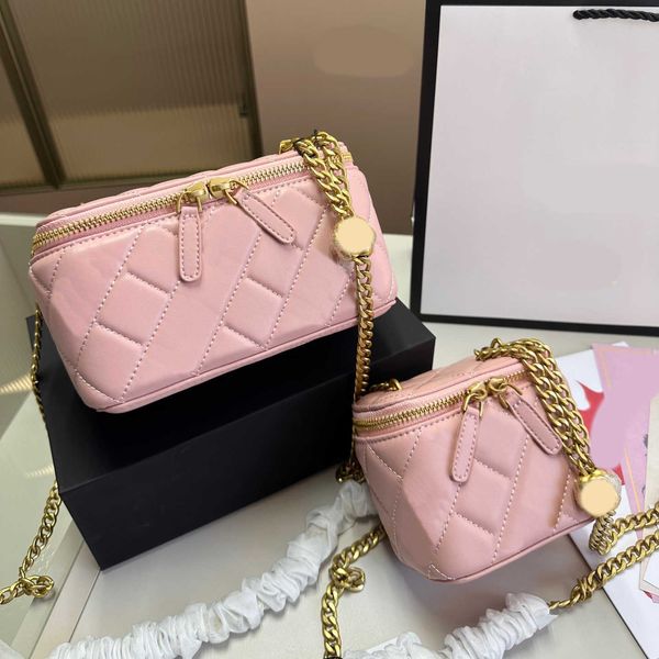 diamond designer cosmetic bag women chian mini bags with mirror luxurys handbag leather shoulder bags crossbody bags female purse 230715
diamond designer cosmetic bag women chian mini bags with mirror luxurys handbag leather shoulder bags crossbody bags female purse 230715