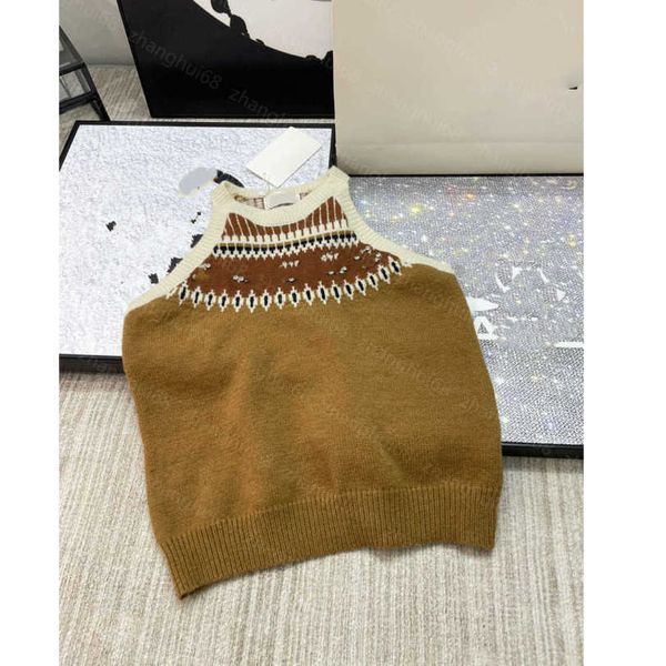 23ss womens knits womens designer clothing round neck color matching diamond logo shoulder knit vest womens clothes a1, White
23ss womens knits womens designer clothing round neck color matching diamond logo shoulder knit vest womens clothes a1, White