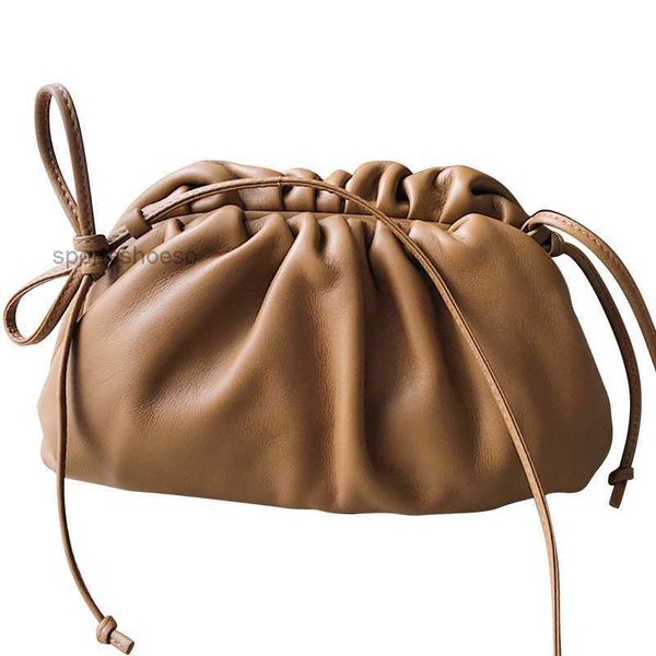botte bag venetes pouch bag fashion women's bag messenger bag soft leather hand bag fold dumpling bag vwbm
botte bag venetes pouch bag fashion women's bag messenger bag soft leather hand bag fold dumpling bag vwbm