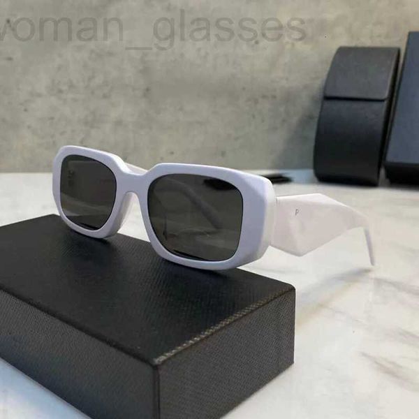 sunglasses designer mens sunglasses women fashion outdoor beach sun glasses classic eyewear retro goggles sport driving multiple style r4r2, White;black
sunglasses designer mens sunglasses women fashion outdoor beach sun glasses classic eyewear retro goggles sport driving multiple style r4r2, White;black