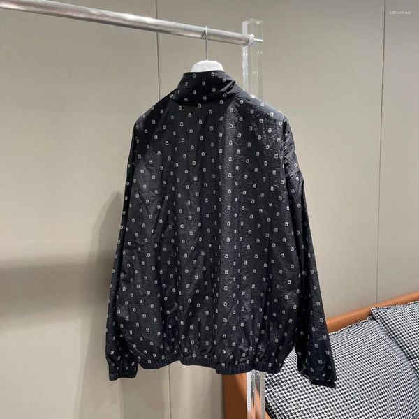 23ss brand diamond rhinestone jackets oversize loose style outwear blue letter luxury for women, Black;brown
23ss brand diamond rhinestone jackets oversize loose style outwear blue letter luxury for women, Black;brown