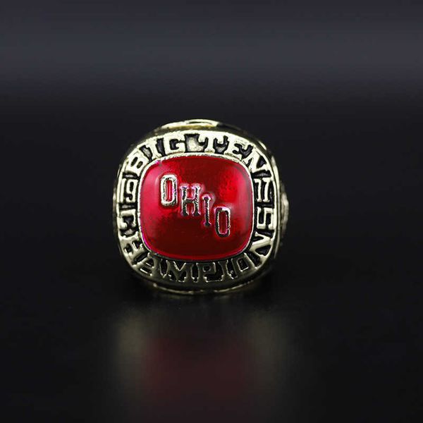 1977 ohio state university buckeye national football championship championship ring, Golden;silver
1977 ohio state university buckeye national football championship championship ring, Golden;silver