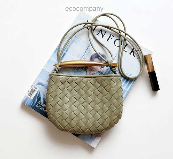 spring designer sardine bag summer handbag woven 2023 new cowhide niche design metal mini qxs1
spring designer sardine bag summer handbag woven 2023 new cowhide niche design metal mini qxs1