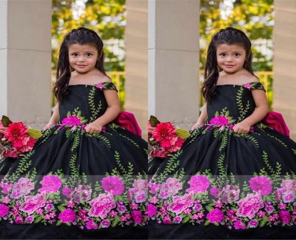 2022 vintage mexican girls pageant dresses floral applique off shoulder laceup satin flower girl dress for wedding quinceanera mi6986197, White;red
2022 vintage mexican girls pageant dresses floral applique off shoulder laceup satin flower girl dress for wedding quinceanera mi6986197, White;red