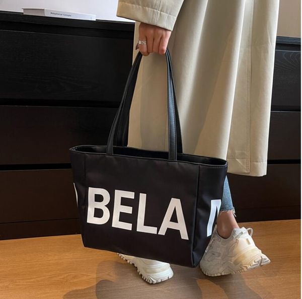fs207 designer shoulder bag retro female trendy handbag luxury big fashion high capacity shopper shopping tote
fs207 designer shoulder bag retro female trendy handbag luxury big fashion high capacity shopper shopping tote