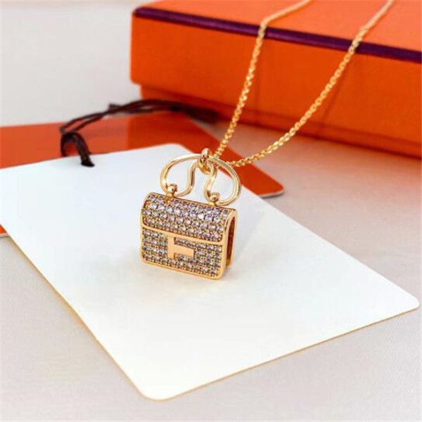 designer letter necklace fashion luxury jewelry titanium steel christmas day gift plated dainty chain women diamond setting pendant necklace, Silver
designer letter necklace fashion luxury jewelry titanium steel christmas day gift plated dainty chain women diamond setting pendant necklace, Silver